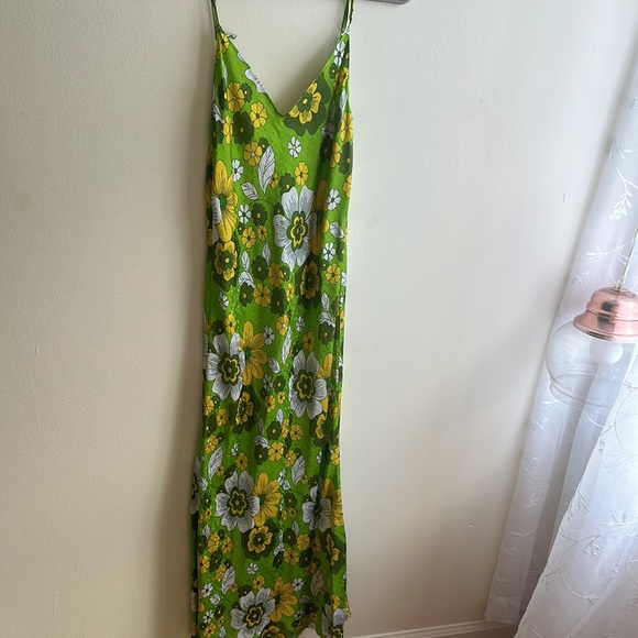 dodo bar or 100% silk floral maxi low back slip dress - Picture 2 of 7